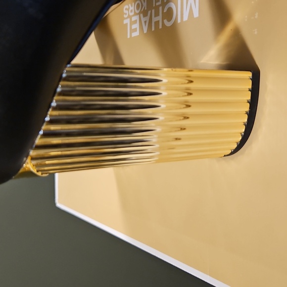 Michael Kors Elegant Black Women's Boots - Picture 4 of 7